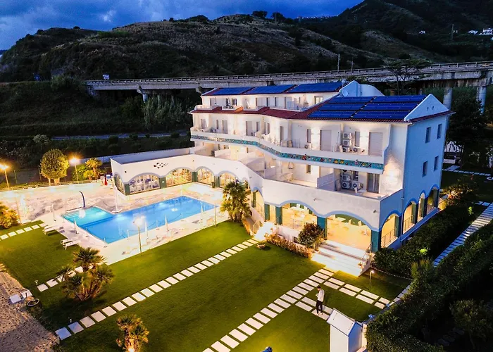 Hotel Poseidon Diamante