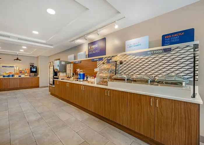Shamokin Dam Hotels