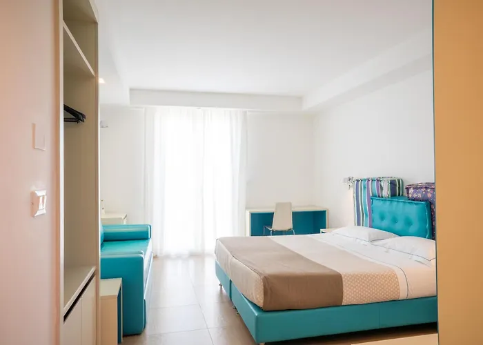 Hotels in Torre Santa Sabina