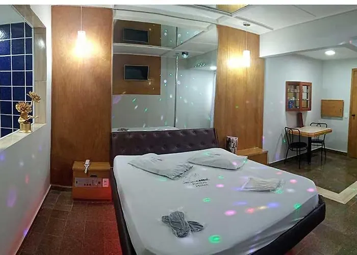 Jumbo Hotel (Adults Only)
