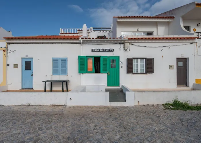 Balili Surf House Hotel Baleal