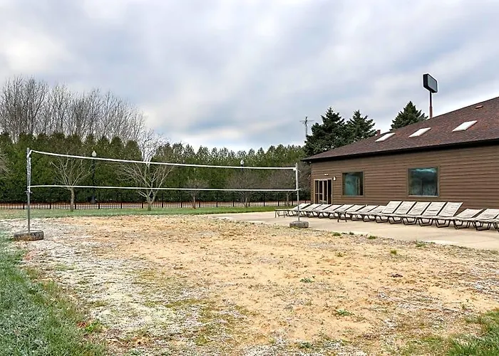 Bliss Point Inn & Suites New Buffalo