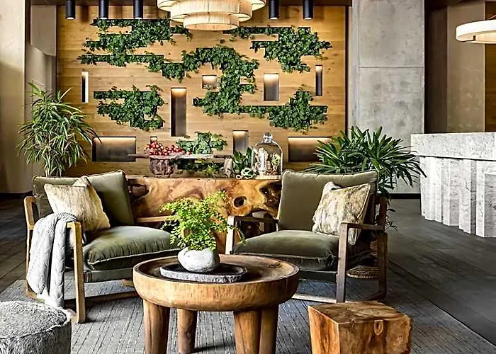 1 Hotel Toronto