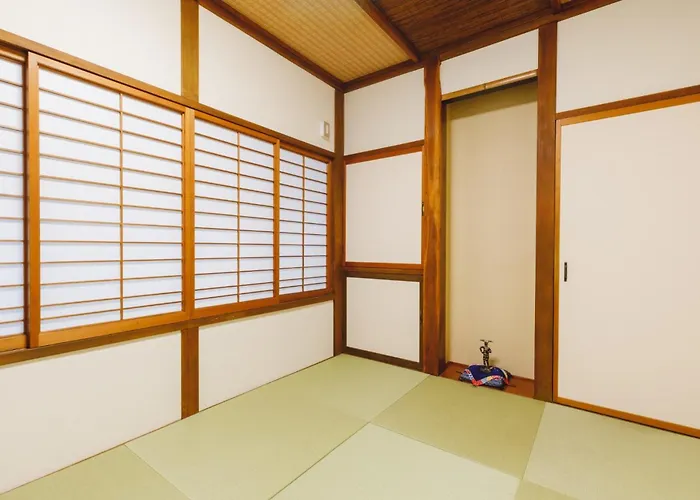 Couch Potato Hostel - Vacation Stay 88228