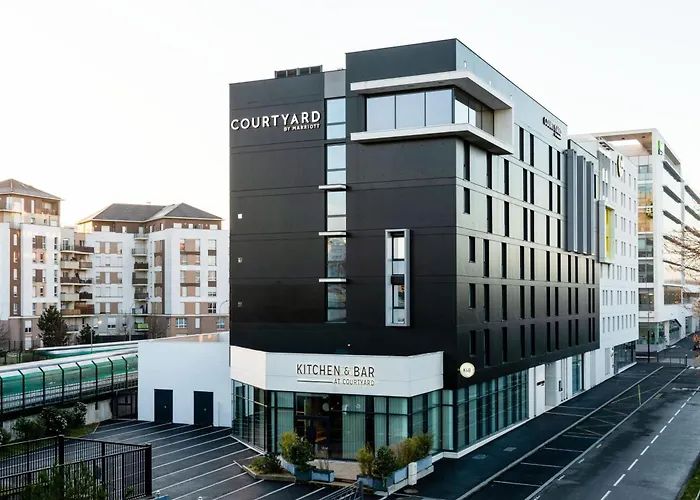 Hotel Courtyard By Marriott Paris Créteil