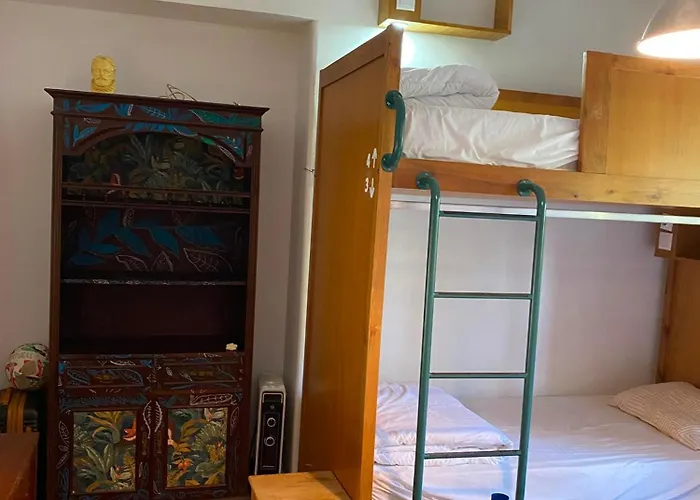 Botanique Guesthouse Cascais