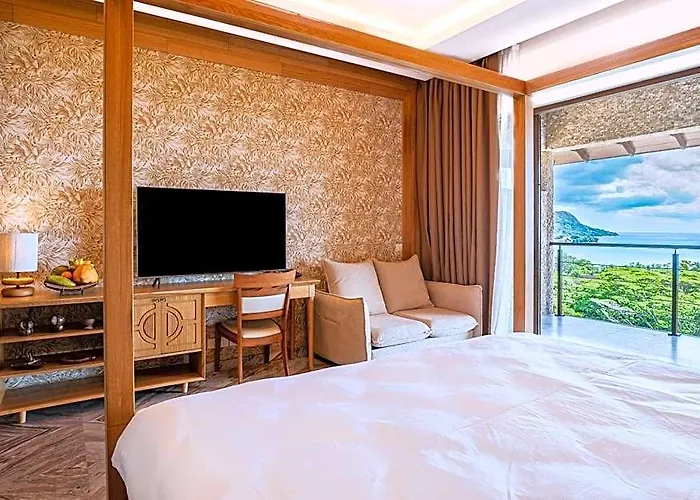 Gardens Hill Resort & Spa