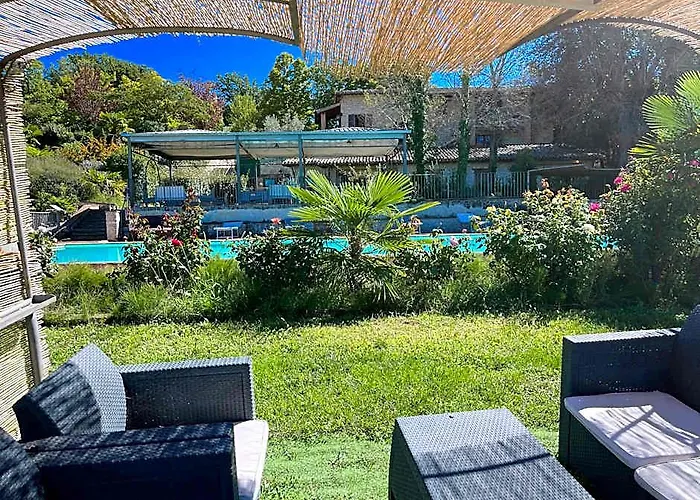 Sleeps 4 Apt 2 In Spoleto - Stunning Grounds Panoramic Views All Around You