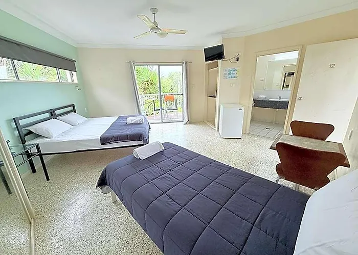 Emu Park Beach Motel
