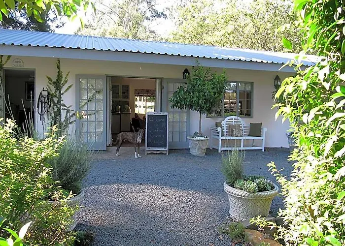 The Retreat Country Lodge