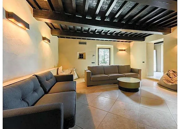 Villa Montioni Comfortable Holiday Residence
