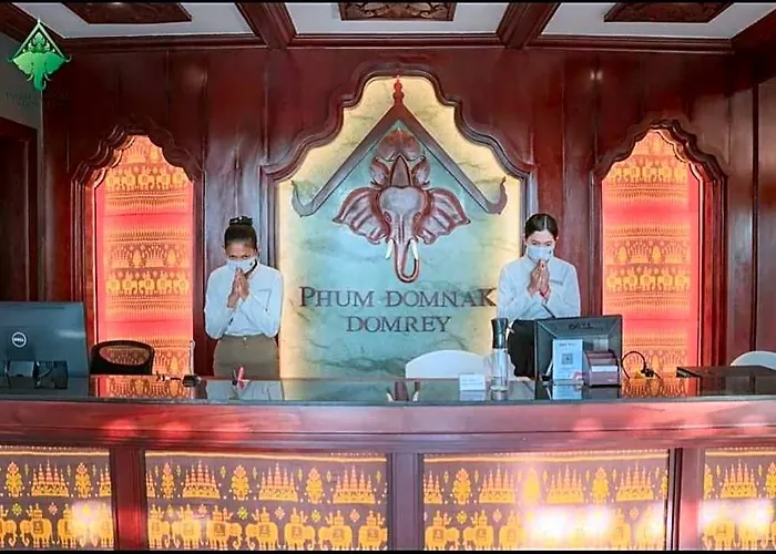 Phum Domnak Domrey Resort