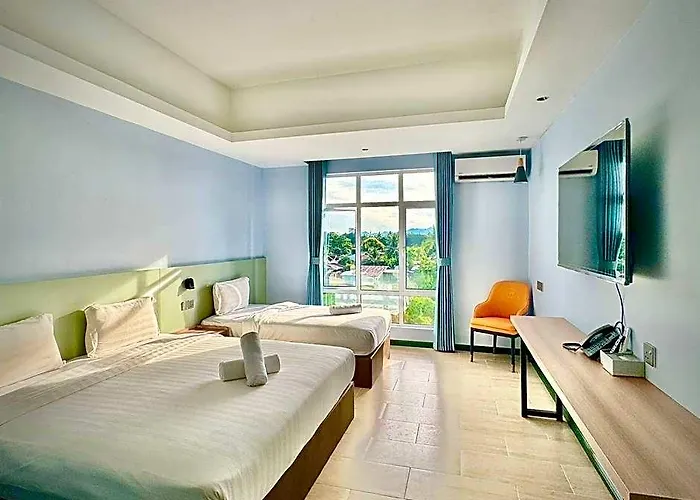 Wing Tat Grand Hotel