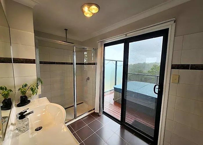 Scarlet Woods Chalets