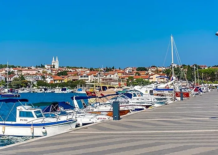 Gorgeous Apartment In Medulin With Wifi