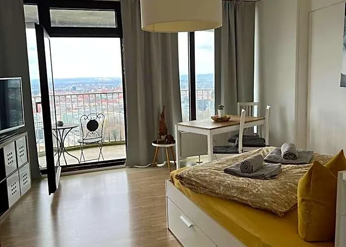 Cityapartment Im 33. Stock