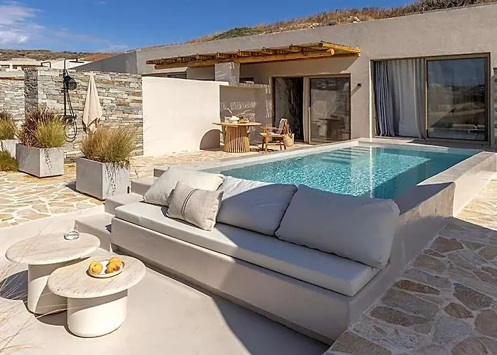 Solus Suites Milos