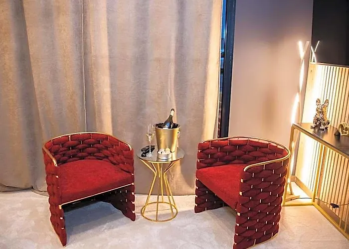 Quick'Hot By Gts - Capsules Et Chambres Confortables