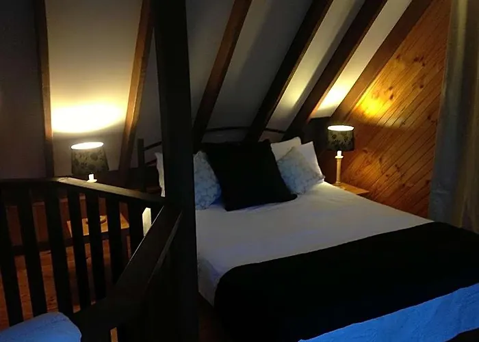 Beyonderup Falls Adult Retreat