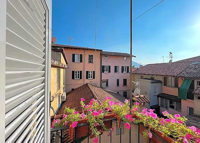 Plinio, Center Town Apartment