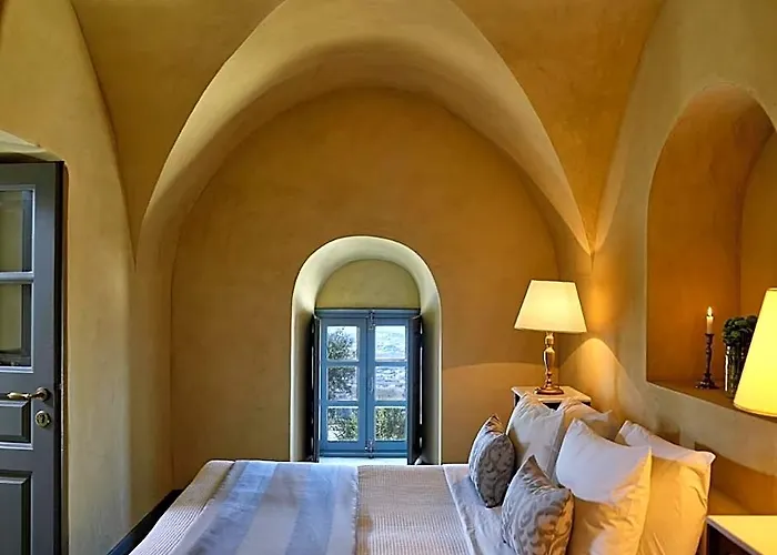 Luxushotels in Santorini Island