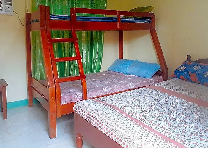 Reddoorz @ Precious Dem Beach Resort Pagudpud
