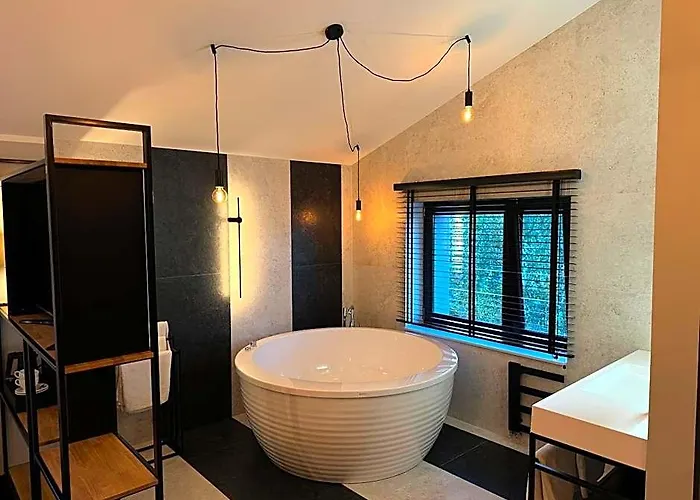 Amber Blue Wellness & Spa