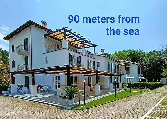 Aparthotel Residenza Casa Bianca Marina di Massa
