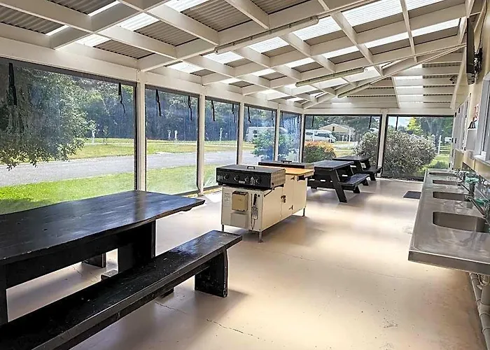 Kaiteriteri Recreation Reserve Cabins