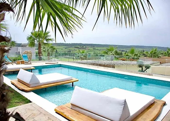 KASSANDRA Hotels
