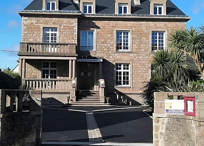 La Granitiere Maison de Charme Saint-Vaast-la-Hougue