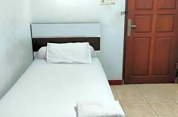 Hotel Riverside Manado