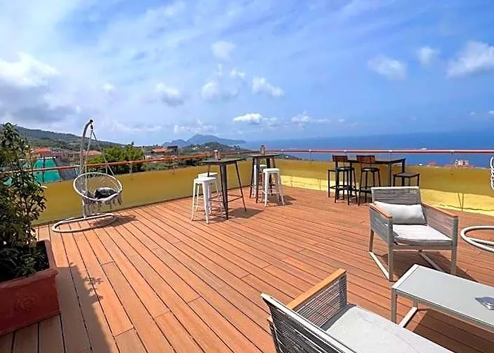 Bed and Breakfast Relais Il Chiostro Historic Courtyard & Panoramic Terrace Near Sorrento Massa Lubrense