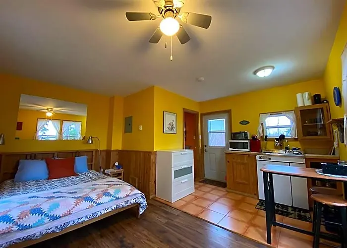 Trailside Accommodations And Outdoor Adventures