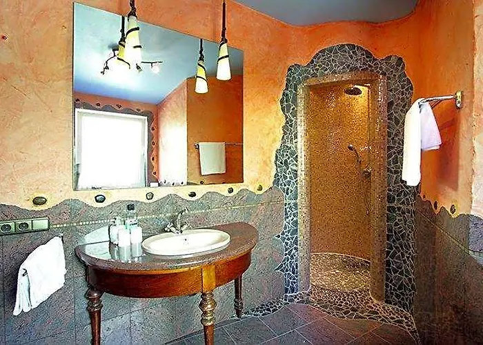 Hotels in Kandel
