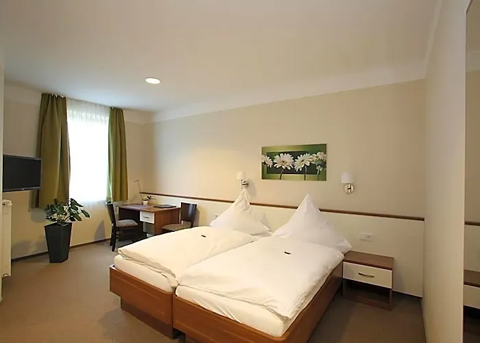 Hotels in Steinberg am See