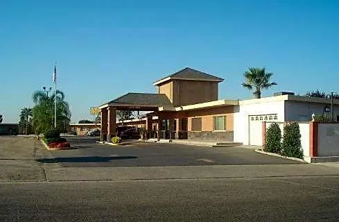 Village Inn Tulare