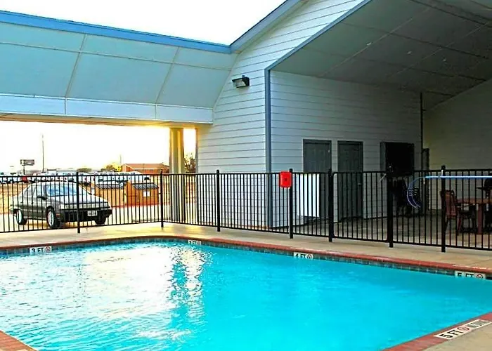 Lamesa Hotels