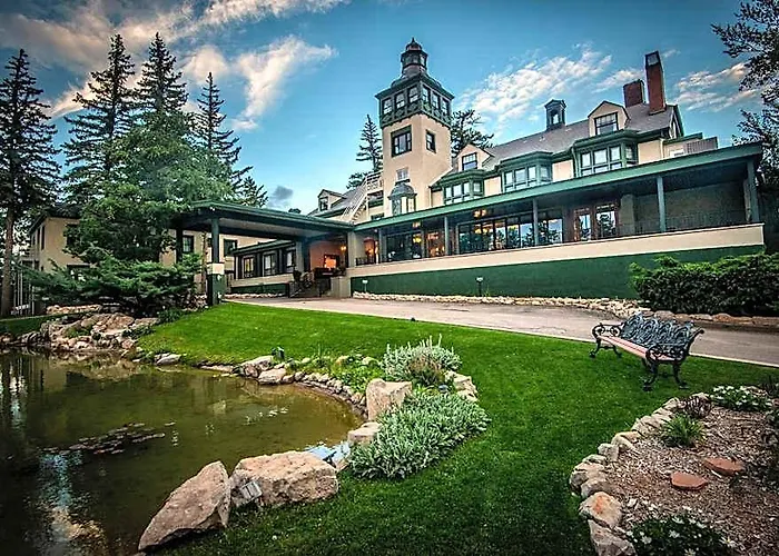 Cloudcroft Hotels