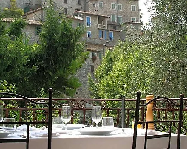 Peillon Hotels