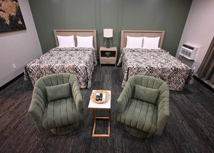 Benton Hotels