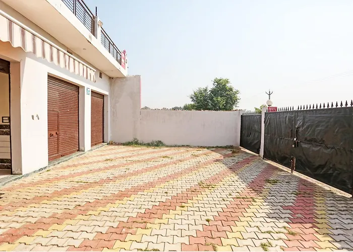 Hotel O Royal Guest House