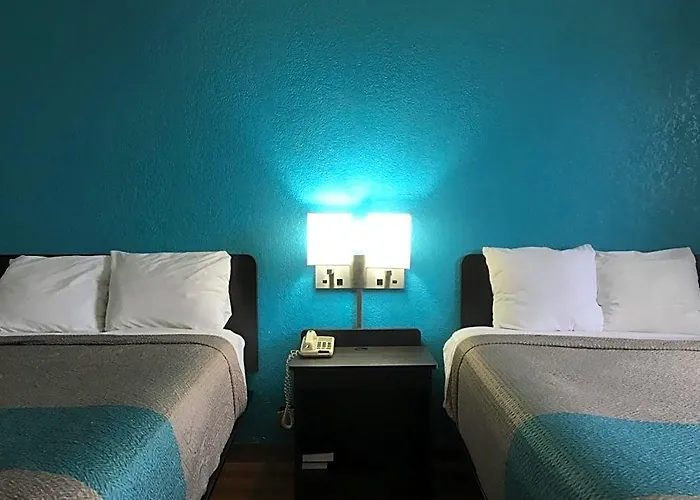 Melrose Park Hotels