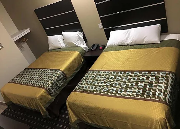 Plaquemine Hotels