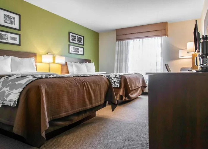 Marshall Hotels
