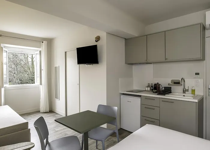 Saint-Pee-sur-Nivelle Hotels