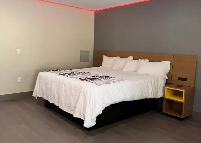 Wethersfield Hotels