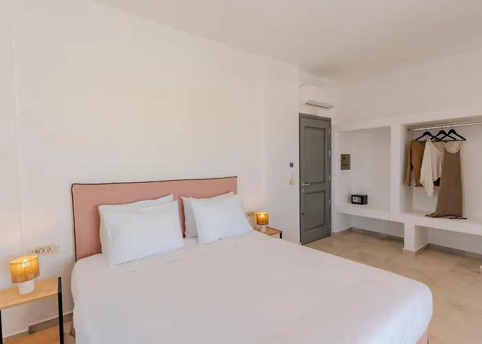 Santorini Island Hotels