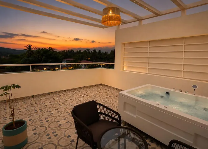 Hotel H F At Assagao North Goa