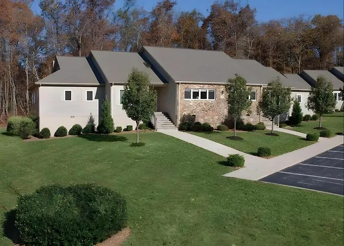 Fairfield Glade Hotels